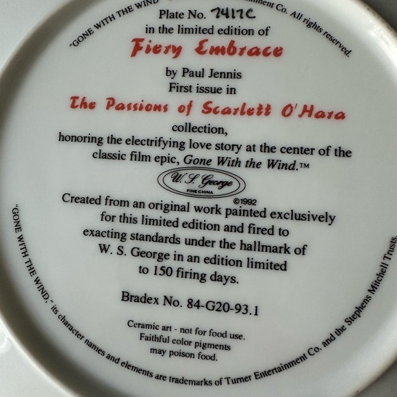 Gone With The Wind Fiery Embrace Passions Of Scarlett O'Hara Collector's Plate - Picture 4 of 5